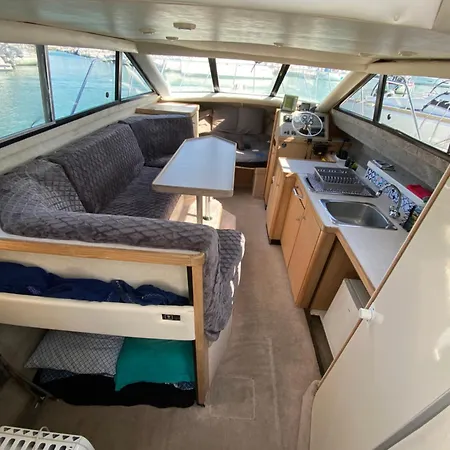 Båthotell Nuit Insolite Sur Un Bateau Linge Et Menage Inclus