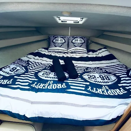 Πλωτό κατάλυμα Nuit Insolite Sur Un Bateau Linge Et Menage Inclus Λα Ροσέλ