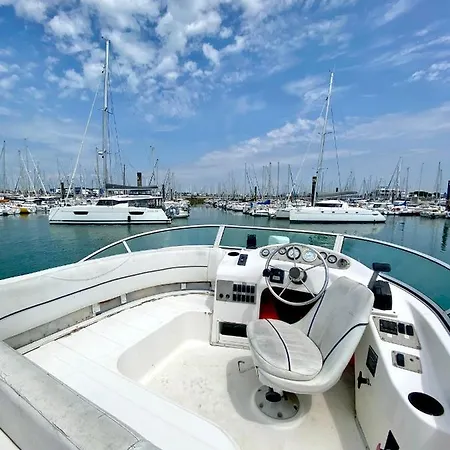 Nuit Insolite Sur Un Bateau Linge Et Menage Inclus *